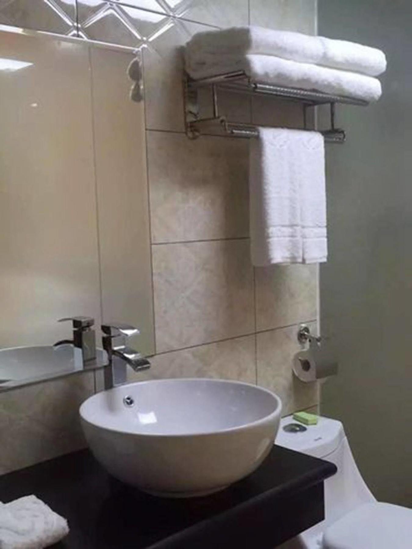 Jian Guo Grand Hotel Ban Sikhai Bagian luar foto